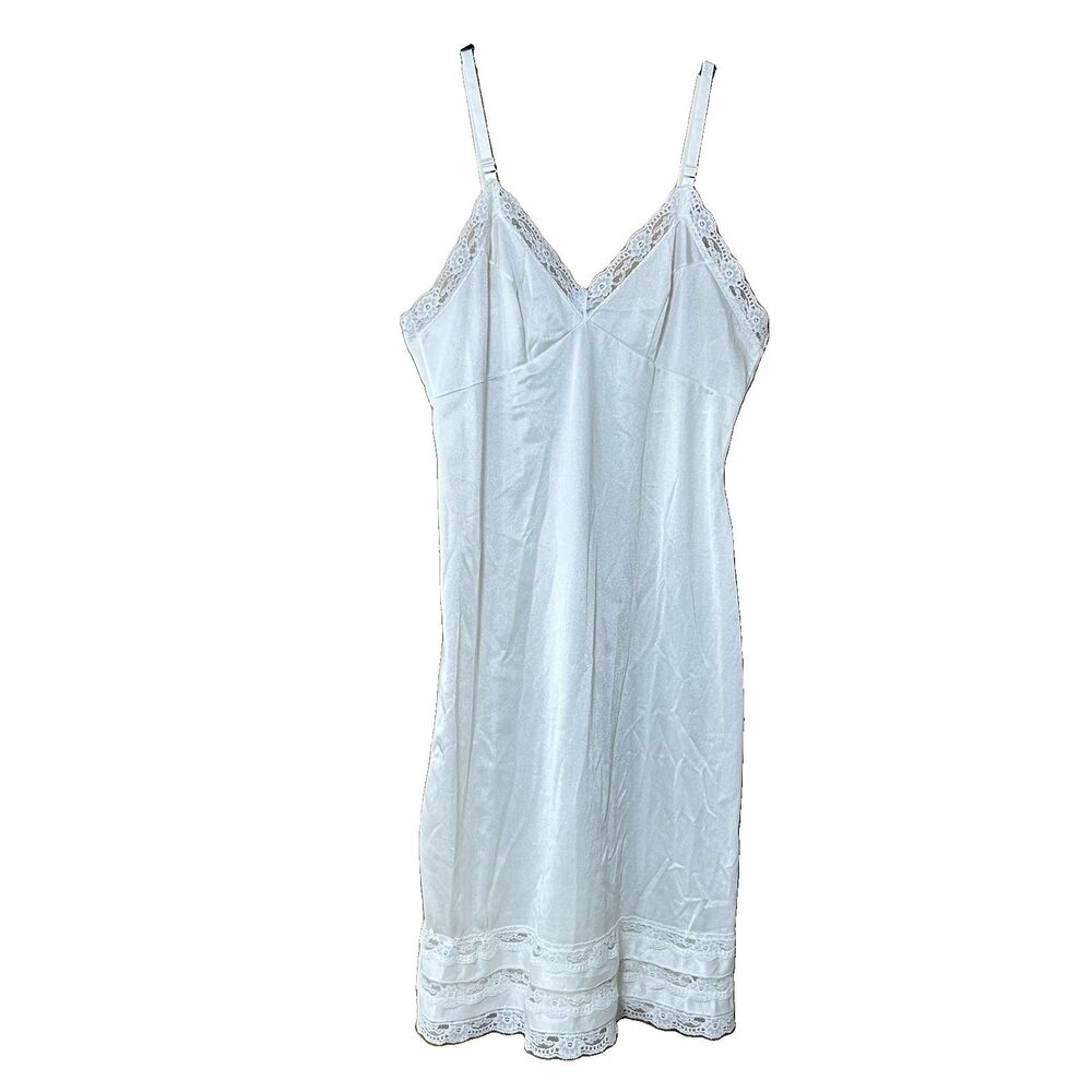 Vtg Movie Star 3180 Cream Lace Slip Nylon Lace Trim Size 40 Adjustable USA